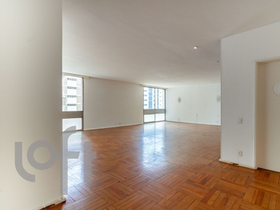 Apartamento à venda em Santa Cecília com 240 m², 3 quartos, 1 suíte, 1 vaga