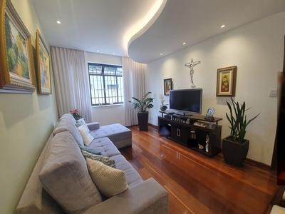 Apartamento à venda em São Lucas com 130 m², 4 quartos, 1 suíte, 2 vagas