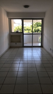 Apartamento à venda em Vila Isabel com 80 m², 2 quartos, 1 suíte
