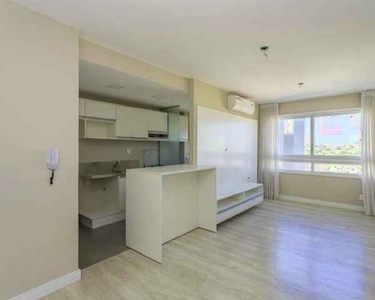 Apartamento Padrão, 2 dormitórios, 1 suítes, 1 banheiros, 1 vaga na garagem, 64M² de Área