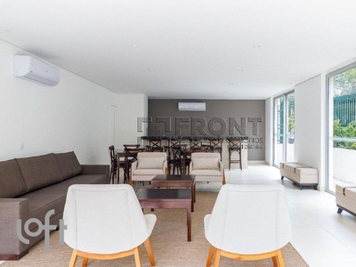 Apartamento à venda em Pinheiros com 253 m², 4 quartos, 2 suítes, 2 vagas