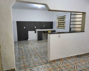 CASA 3 COMODOS PARA LOCAÇAO