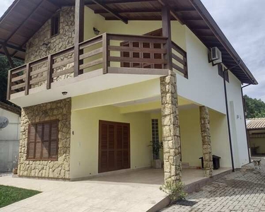 Casa de 3 quartos para alugar no bairro Ratones