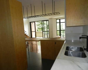 Duplex para aluguel e venda possui 134 metros quadrados com 2 quartos em Pinheiros - São P