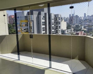 Excelente apartamento na rua Fradique Coutinho, com 3 dormitórios sendo um suíte, 2 vagas