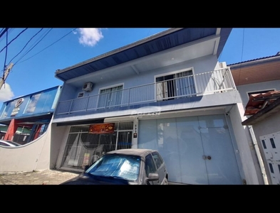 Apartamento no Bairro Itoupava Norte em Blumenau com 1 Dormitórios e 50 m²