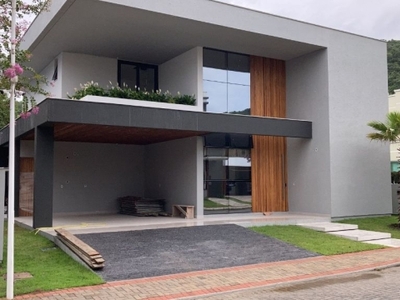 Casa a venda na cachoeira do bom jesus, florianópolis