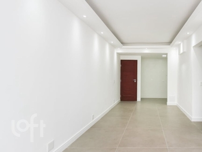 Apartamento à venda em Barra da Tijuca com 83 m², 2 quartos, 1 suíte, 1 vaga