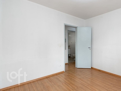 Apartamento à venda em Campo Belo com 76 m², 3 quartos, 1 vaga