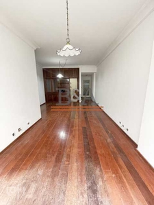 Apartamento à venda em Copacabana com 120 m², 2 quartos, 1 suíte, 1 vaga