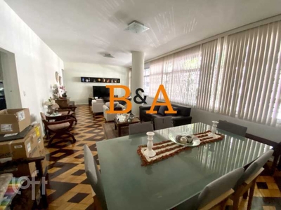 Apartamento à venda em Copacabana com 150 m², 2 quartos, 1 suíte, 1 vaga