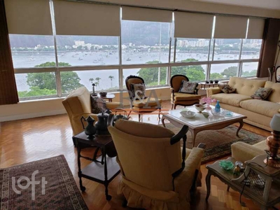Apartamento à venda em Flamengo com 270 m², 3 quartos, 1 suíte, 1 vaga