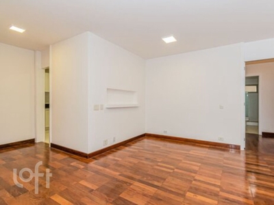 Apartamento à venda em Lagoa com 135 m², 2 quartos, 1 suíte, 1 vaga