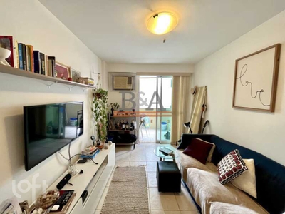 Apartamento à venda em Lagoa com 50 m², 1 quarto, 1 vaga