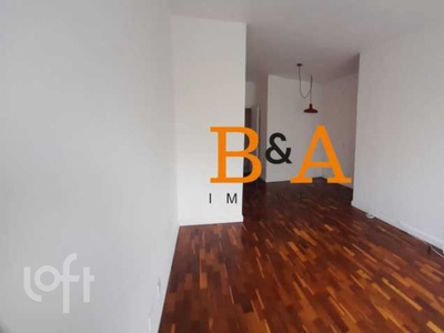 Apartamento à venda em Laranjeiras com 80 m², 1 quarto, 1 suíte, 1 vaga