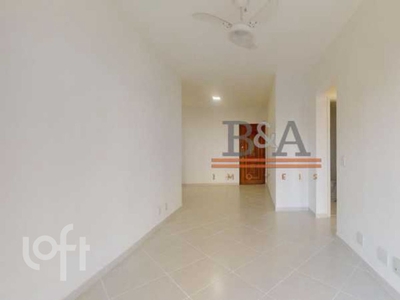 Apartamento à venda em Laranjeiras com 86 m², 1 quarto, 1 suíte, 1 vaga