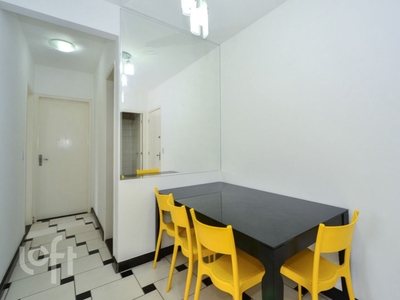 Apartamento à venda em Santo Amaro com 52 m², 2 quartos, 1 vaga