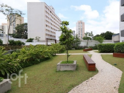Apartamento à venda em Vila Olímpia com 74 m², 3 quartos, 1 suíte, 2 vagas