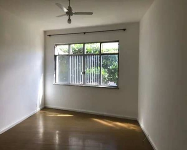 Apartamento de dois quartos na Tijuca