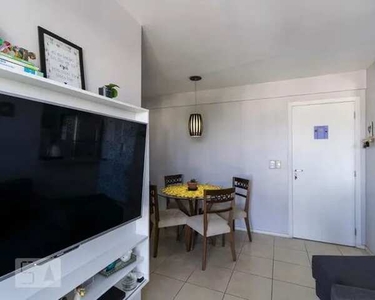 Apartamento para Aluguel - Irajá, 2 Quartos, 45 m2