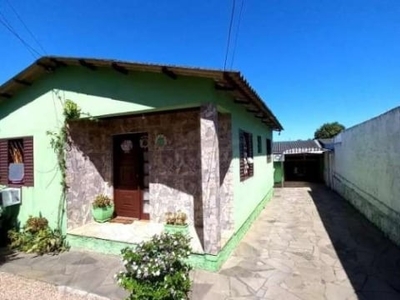 Casa com 3 dormitórios