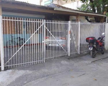 Casa na Tv Santos Dumont no Rosarinho prox a Jaqueira