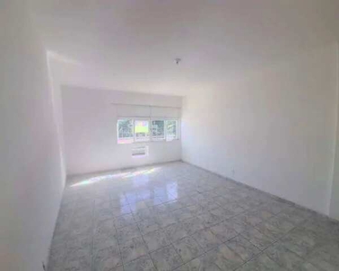 Kitnet com 1 dormitório para alugar, 45 m² por R$ 765,00/mês - Cascadura - Rio de Janeiro
