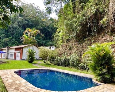 Maravilhosa casa Petropolis com casa anexo