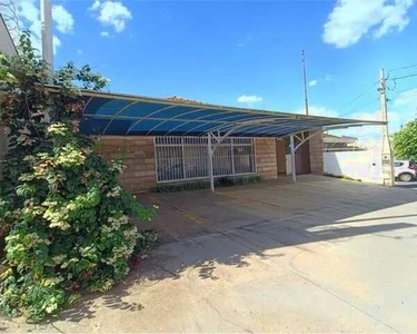 Prédio Comercial para alugar em Jardim América de 140.00m² com 5 Garagens