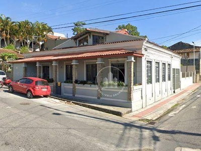 Casa em Centro, São José/SC de 270m² 5 quartos à venda por R$ 899.000,00