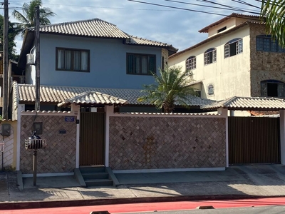 Casa em Condado de Maricá, Maricá/RJ de 250m² 3 quartos à venda por R$ 789.000,00