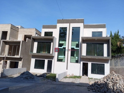 Casa em Granja Viana, Cotia/SP de 153m² 4 quartos à venda por R$ 889.000,00