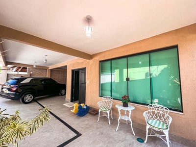 Casa em Itaipu, Niterói/RJ de 170m² 4 quartos à venda por R$ 1.049.000,00