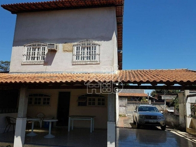 Casa em Mutuá, São Gonçalo/RJ de 200m² 3 quartos à venda por R$ 319.000,00