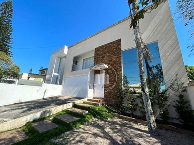 Casa em Ponta de Baixo, São José/SC de 220m² 3 quartos à venda por R$ 1.639.000,00