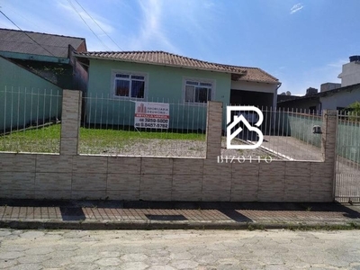 Casa em Serraria, São José/SC de 200m² 3 quartos à venda por R$ 459.000,00