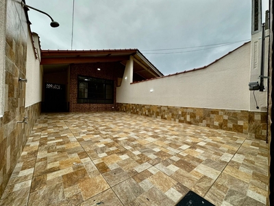 Casa em Vila Caiçara, Praia Grande/SP de 90m² 2 quartos à venda por R$ 489.000,00