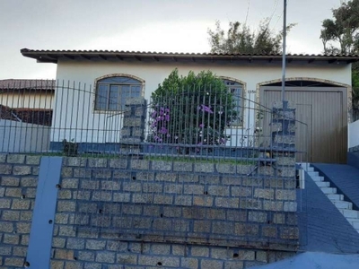 Casa para alugar no bairro barreiros - são josé/sc