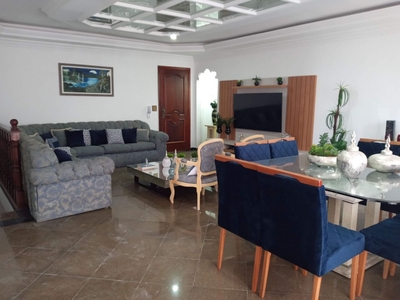 Cobertura em Vila Guilhermina, Praia Grande/SP de 205m² 4 quartos à venda por R$ 1.149.000,00