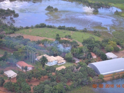 Fazenda em Goiás, Goiás/GO de 4000m² 20 quartos à venda por R$ 179.999.000,00