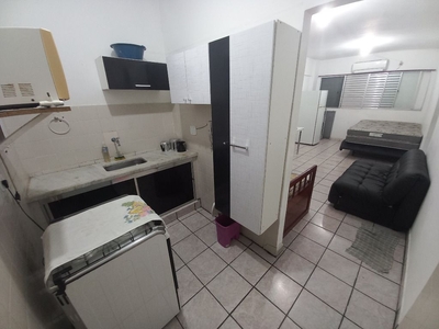 Kitnet em Vila Mirim, Praia Grande/SP de 32m² 1 quartos à venda por R$ 169.000,00