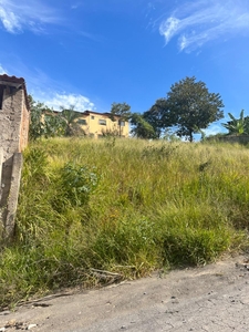 Terreno em São Pedro, Esmeraldas/MG de 360m² à venda por R$ 70.000,00