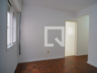 Apartamento para alugar com 3 dorms, 64m²