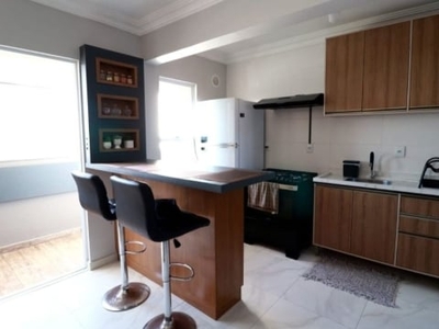 Apartamento a venda na quadra mar