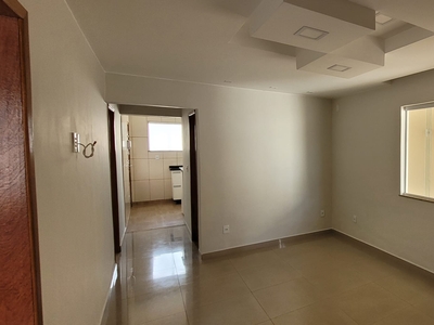 Casa em Campo Grande, Rio de Janeiro/RJ de 72m² 2 quartos para locação R$ 1.700,00/mes