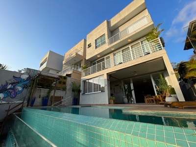 Casa em Parque Sinai, Santana de Parnaíba/SP de 477m² 3 quartos à venda por R$ 3.999.000,00