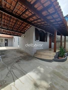 Casa em Piratininga (Venda Nova), Belo Horizonte/MG de 180m² 3 quartos à venda por R$ 399.000,00