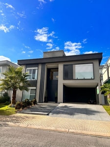 Casa em Tamboré, Santana de Parnaíba/SP de 480m² 4 quartos à venda por R$ 7.999.000,00