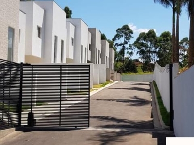 Linda casa de 82m², 3 quartos, sendo 1 suíte em santana de parnaíba