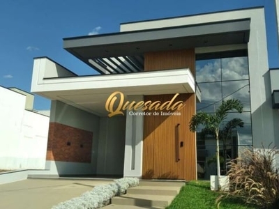 Linda casa térrea nova, a venda, com 3 dormitórios, suíte com espaço closet, área gourmet, lazer no condomínio jardim mantova, indaiatuba.